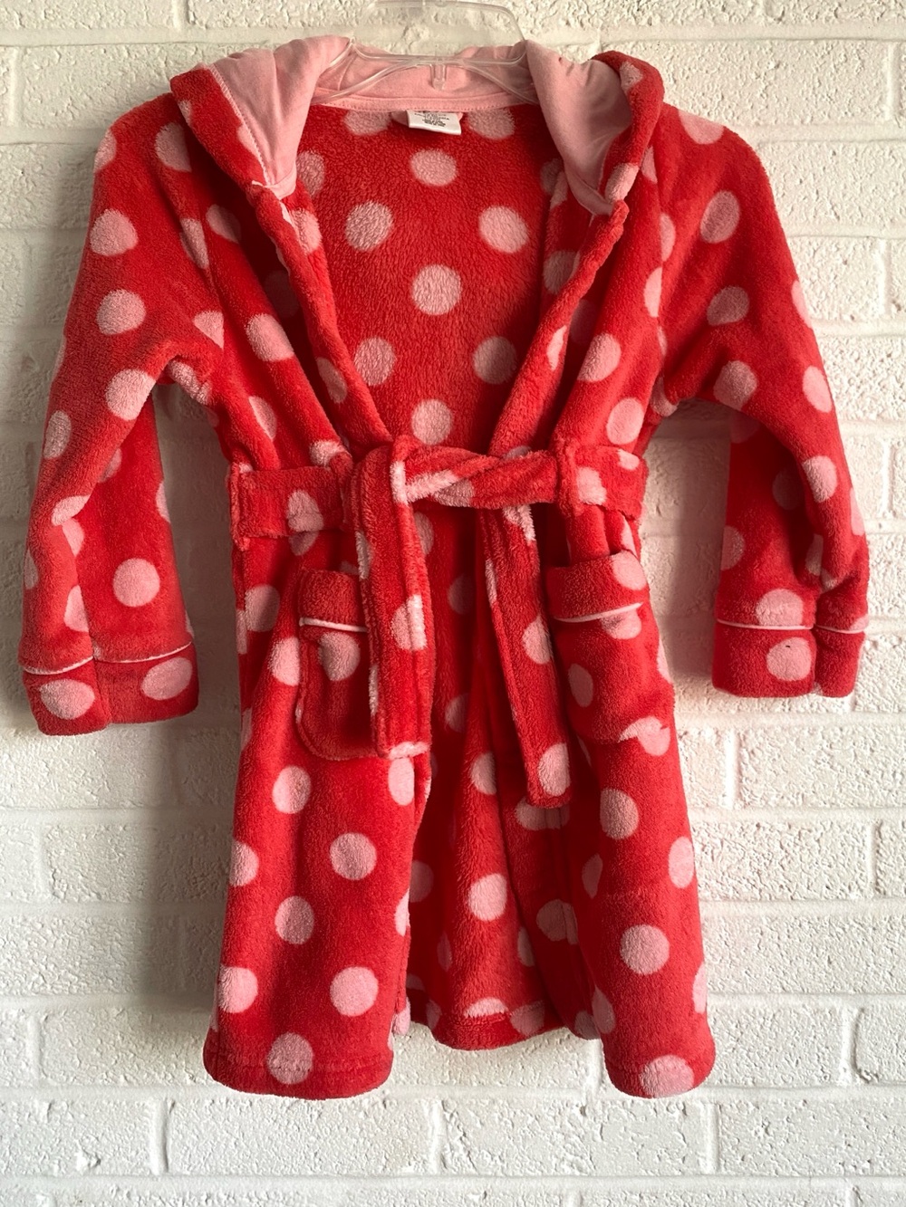Disney Hooded Kids Bath Robe with Pink Polka Dots Sz 5/6 Minnie Mouse Cozy